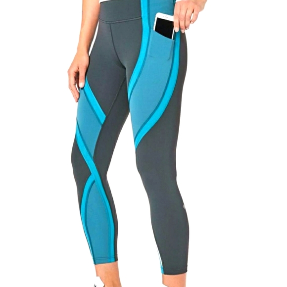 Lululemon Wild Twist 7/8 Tight *25" - Picture 2 of 11